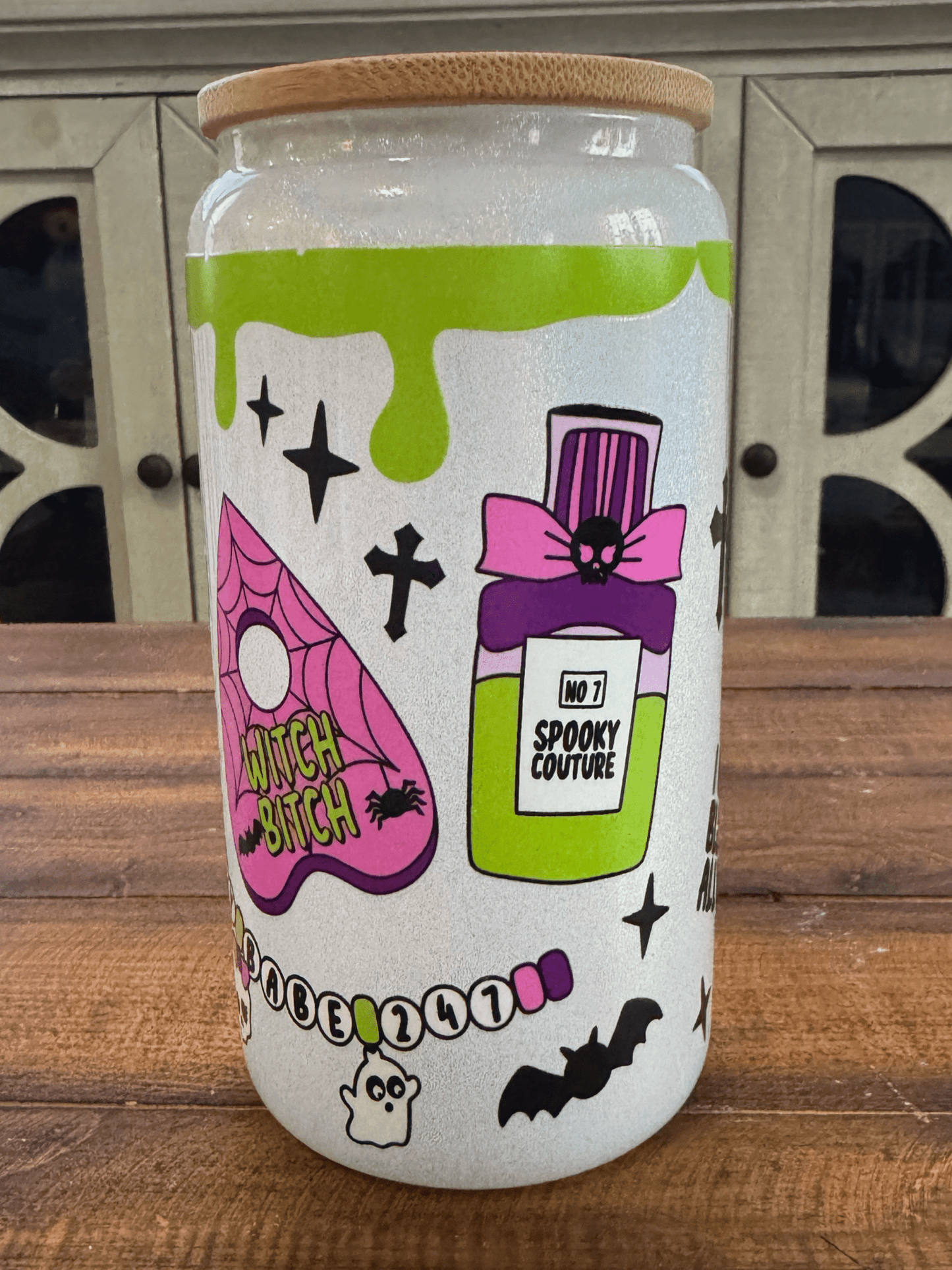 16oz Vibrant Spooky Witch Pearl Glass Can - Daydream Design Store - Physical