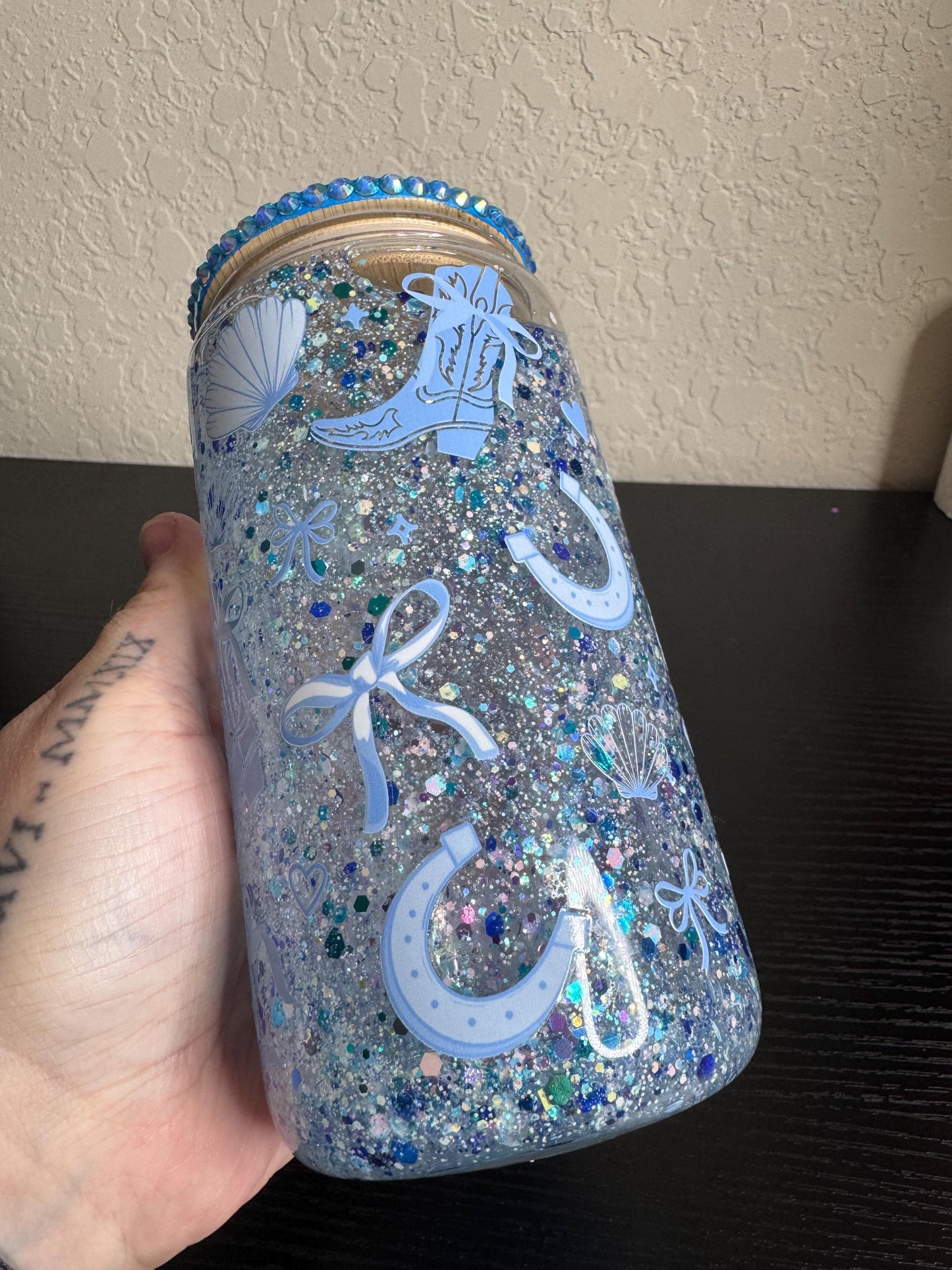 Coastal Cowgirl Boots 16oz Snow Globe Glass Can