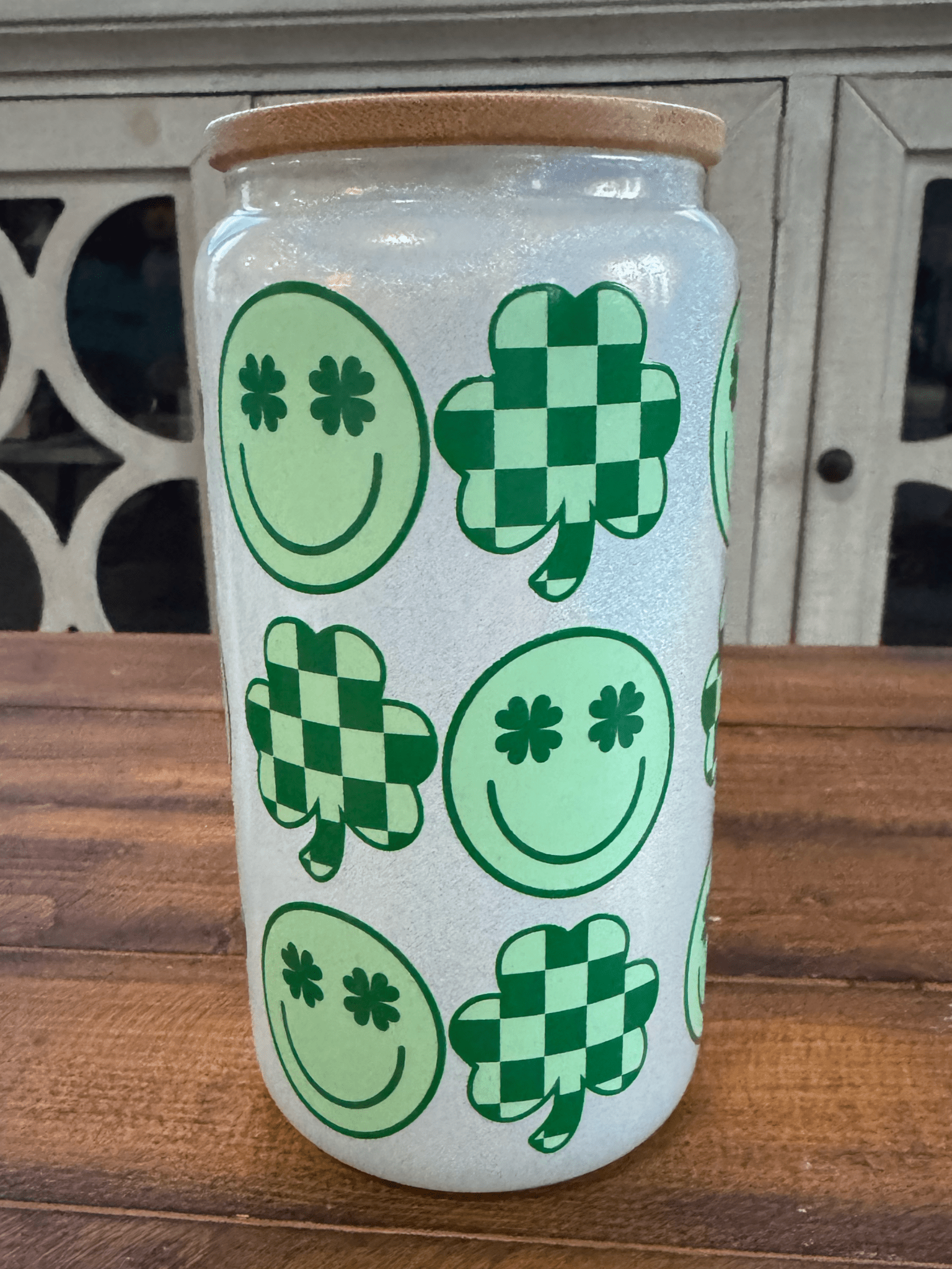 16oz St Patricks Retro Vibes Pearl Glass Can - Daydream Design Store - Physical